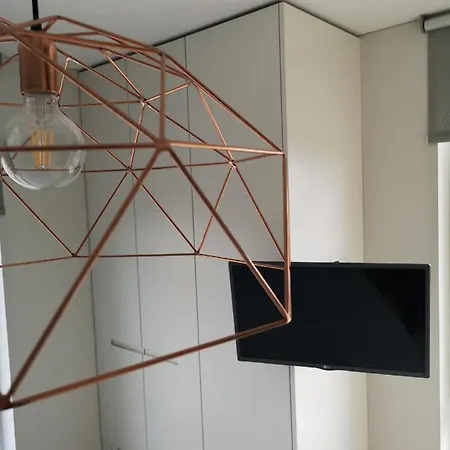 Villa + Apartmenty Almfeldstrasse Green Garden ארדינג